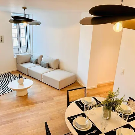 Lisbon Pink House Beautiful 2 Bedroom Flat In City Center Exterior photo