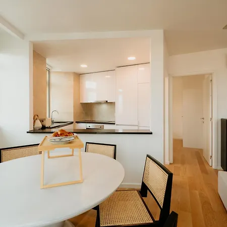Lisbon Pink House Beautiful 2 Bedroom Flat In City Center Exterior photo