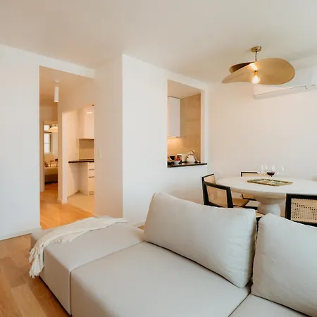 Lisbon Pink House Beautiful 2 Bedroom Flat In City Center Exterior photo