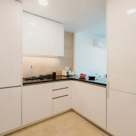Lisbon Pink House Beautiful 2 Bedroom Flat In City Center Exterior photo